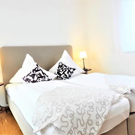 Braviscasa - Ferienresidenz Badnerstrasse Endingen *