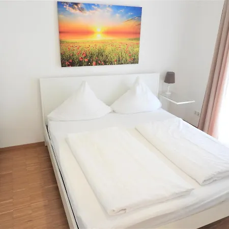 Braviscasa - Ferienresidenz Badnerstrasse Endingen *